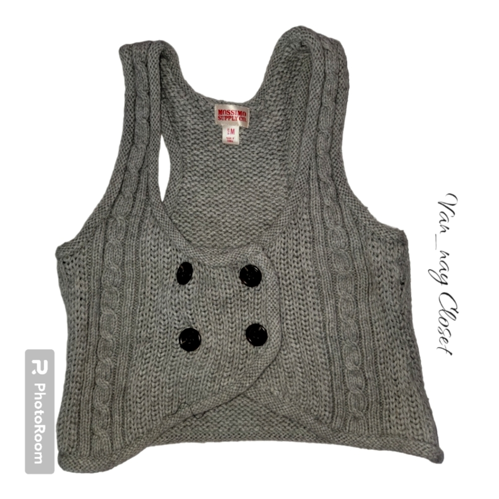 Mossimo knitted vest